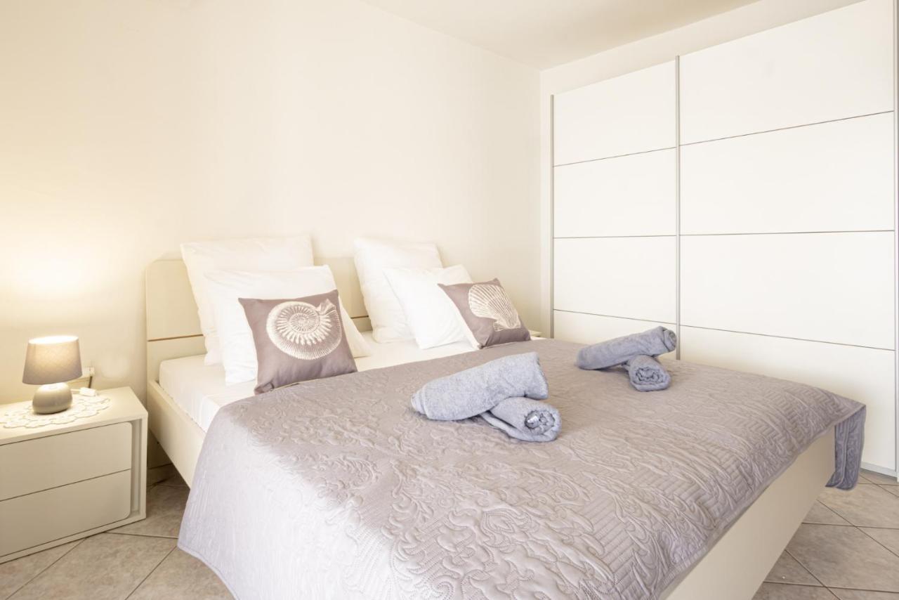 Bepic Quiet Location On A Beautiful Bay Apartment Metajna Exterior photo
